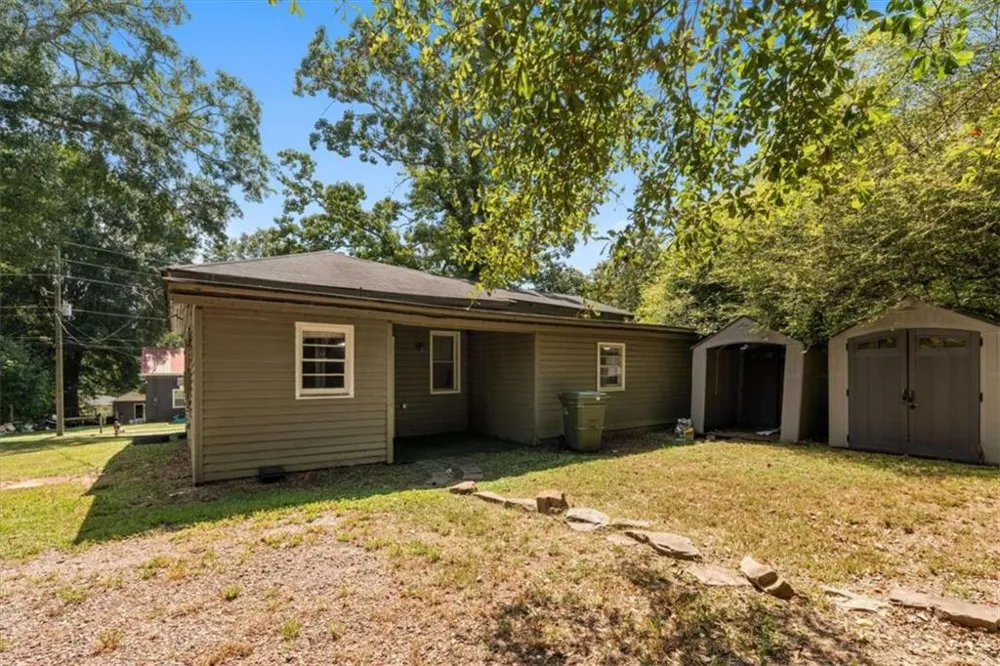105 Avenue C Carrollton, GA 30117