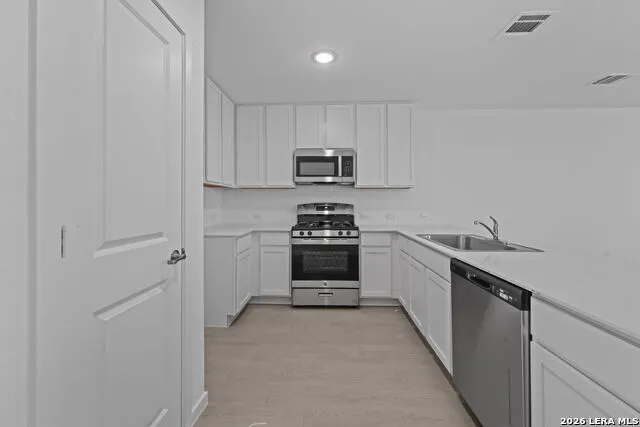 6050 Remember Way Von Ormy, TX 78073