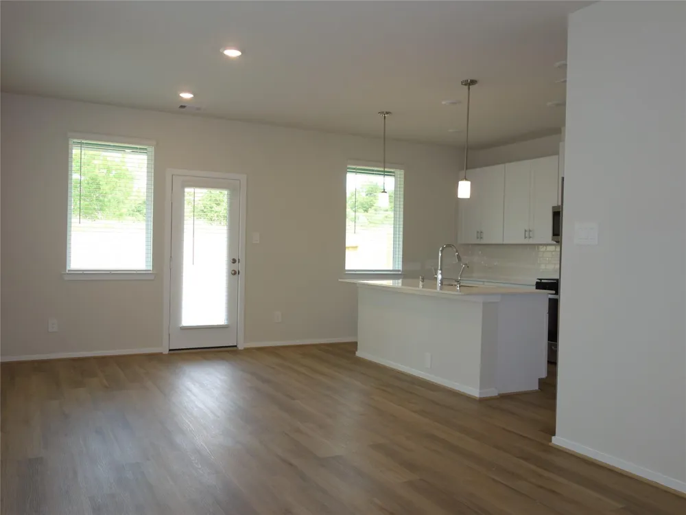 701 Sand Dollar Drive Kemah, TX 77565