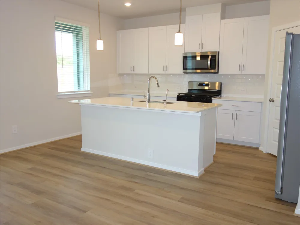 701 Sand Dollar Drive Kemah, TX 77565