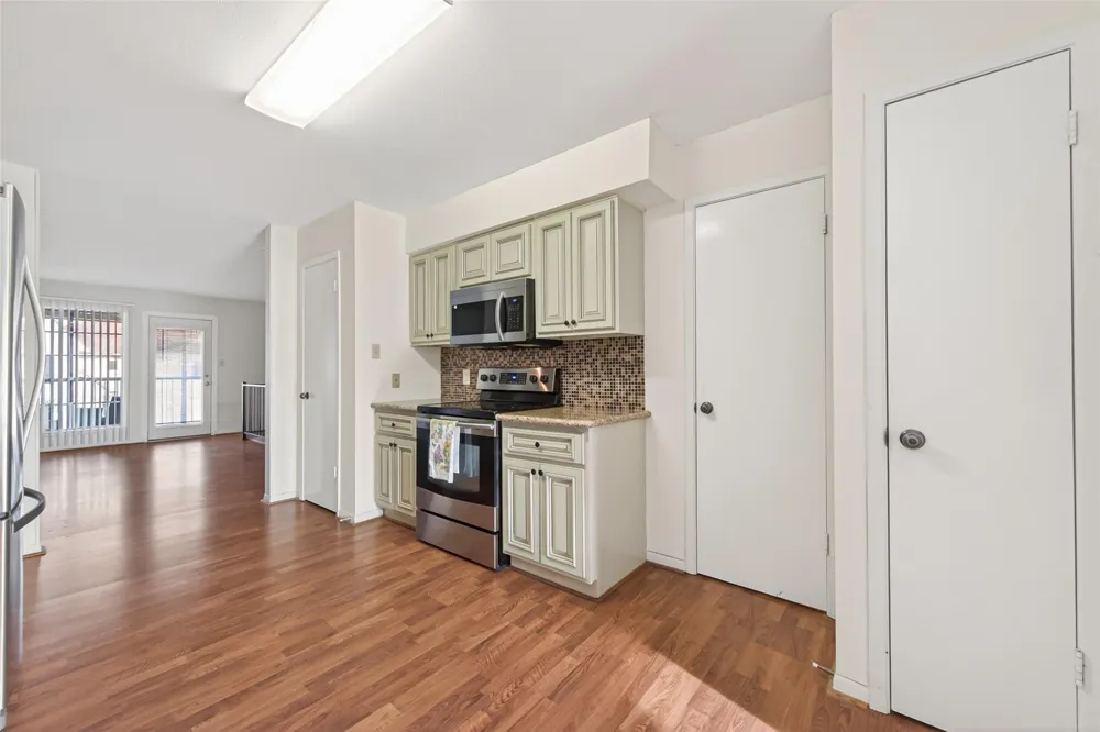 71 Regency Point Montgomery, TX 77356
