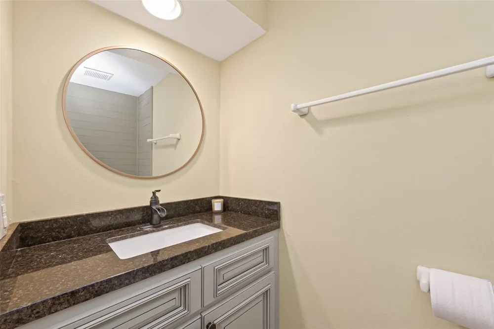 71 Regency Point Montgomery, TX 77356