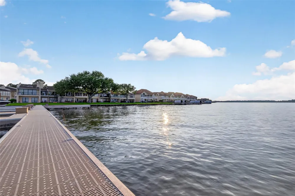 71 Regency Point Montgomery, TX 77356