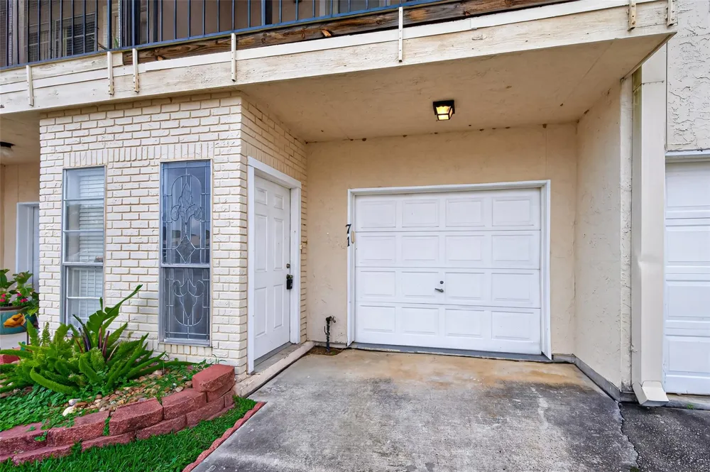 71 Regency Point Montgomery, TX 77356