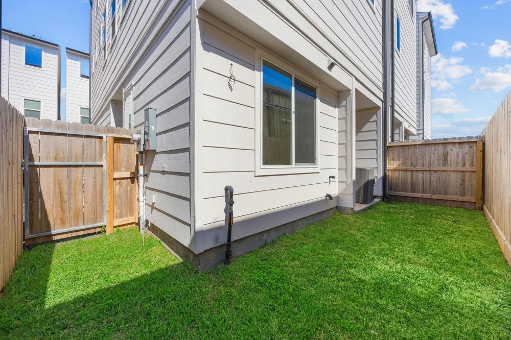 303 Marcella Street #K Houston, TX 77091