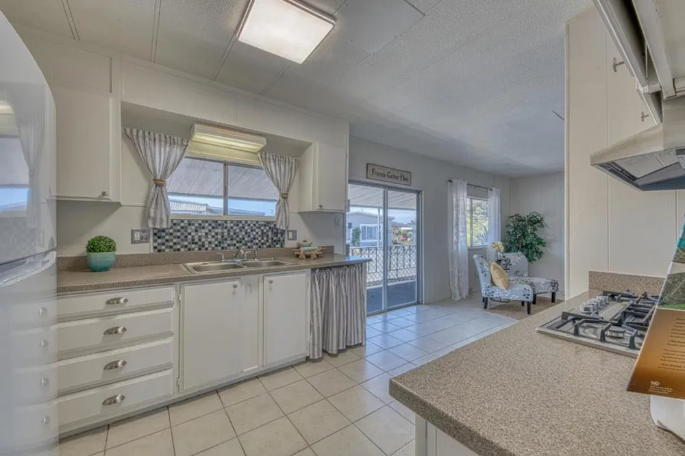 150 Kern Street #37 Salinas, CA 93905