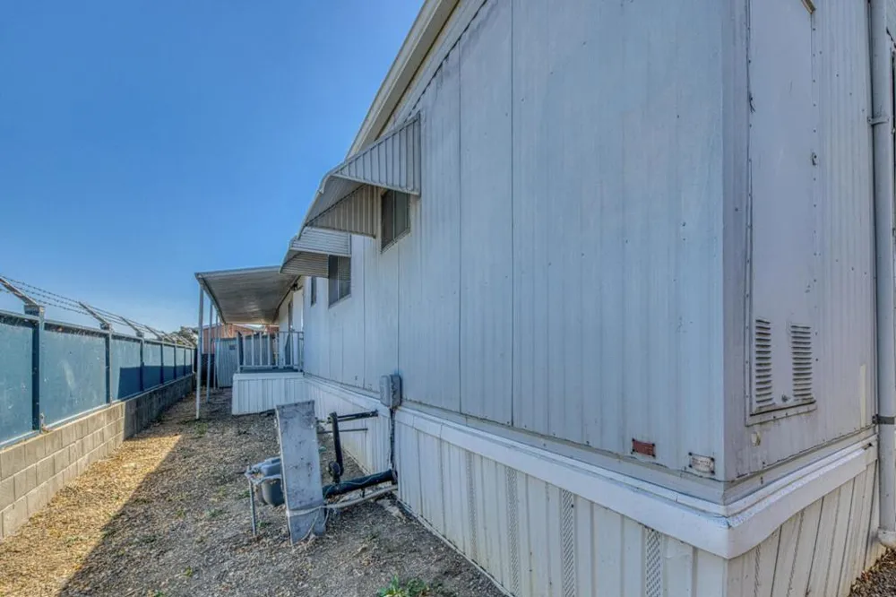 150 Kern Street #37 Salinas, CA 93905