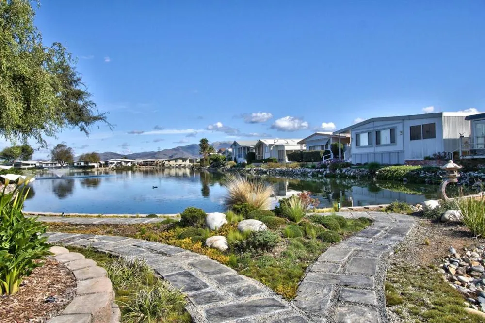 150 Kern Street #37 Salinas, CA 93905
