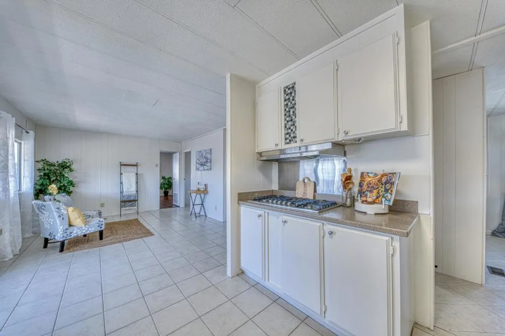 150 Kern Street #37 Salinas, CA 93905