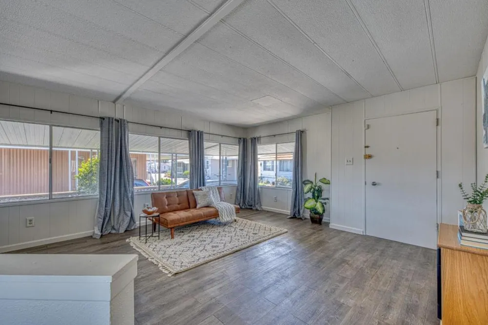 150 Kern Street #37 Salinas, CA 93905