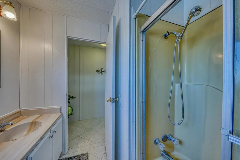 150 Kern Street #37 Salinas, CA 93905