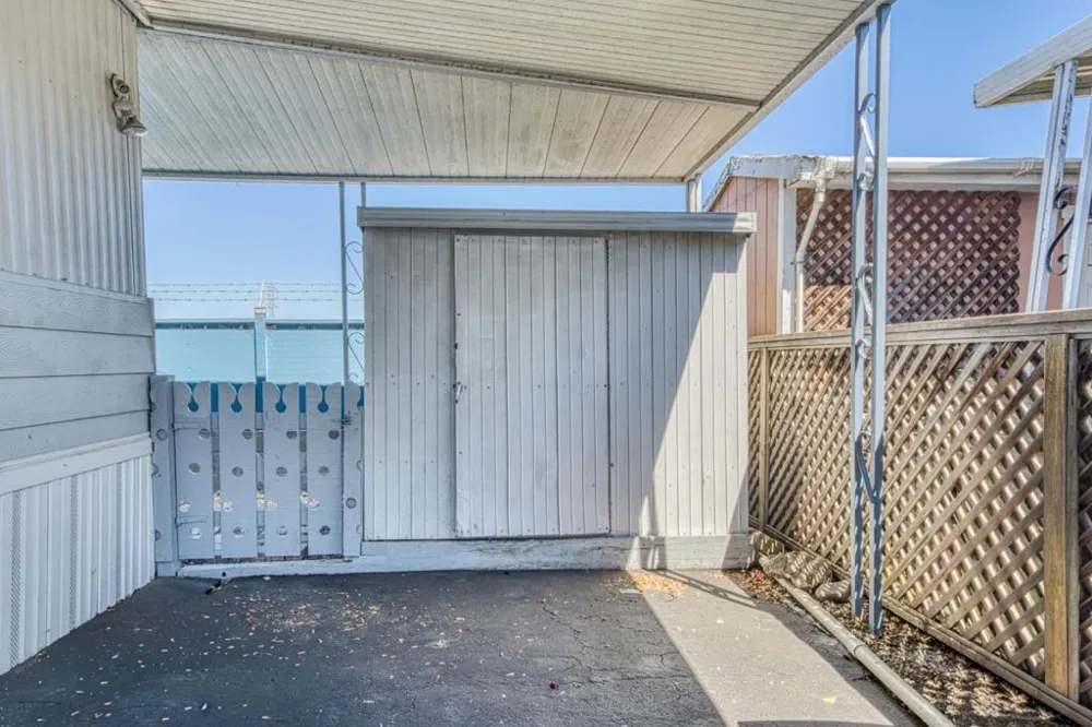 150 Kern Street #37 Salinas, CA 93905