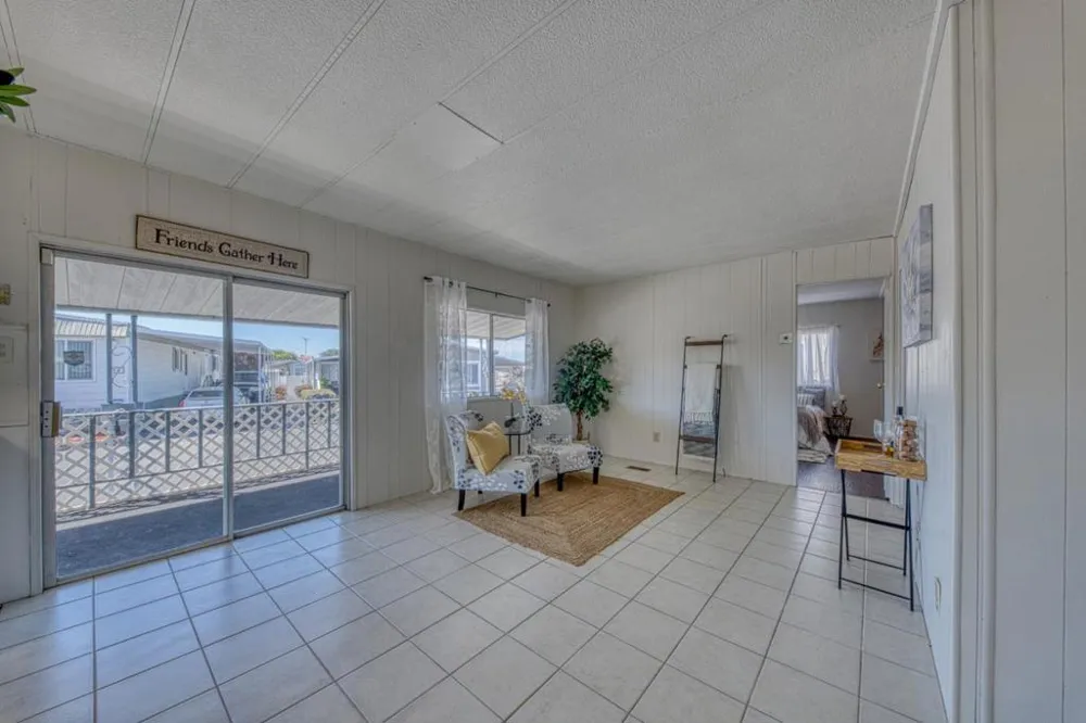 150 Kern Street #37 Salinas, CA 93905