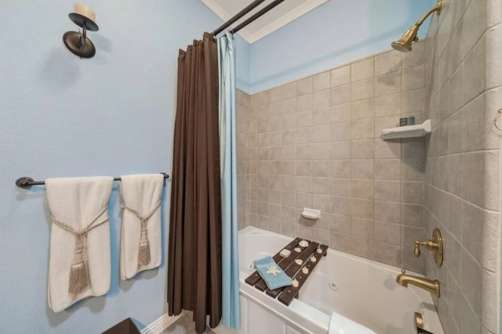 7741 Al Drive Glenhaven, CA 95443