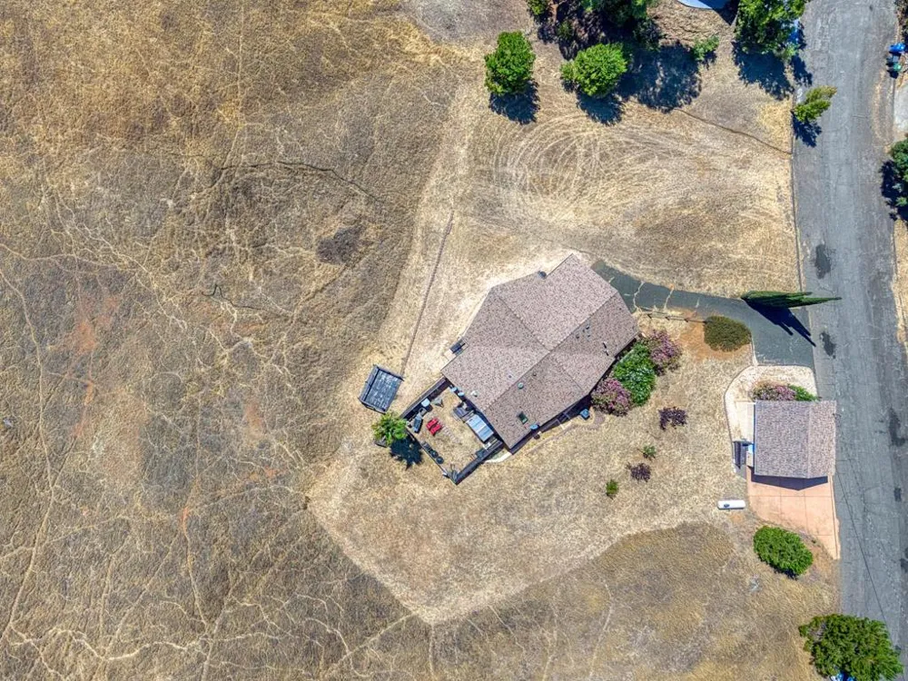7741 Al Drive Glenhaven, CA 95443