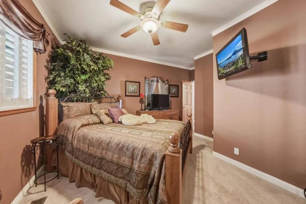 7741 Al Drive Glenhaven, CA 95443