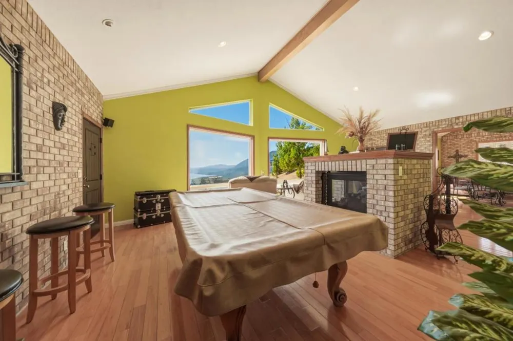 7741 Al Drive Glenhaven, CA 95443