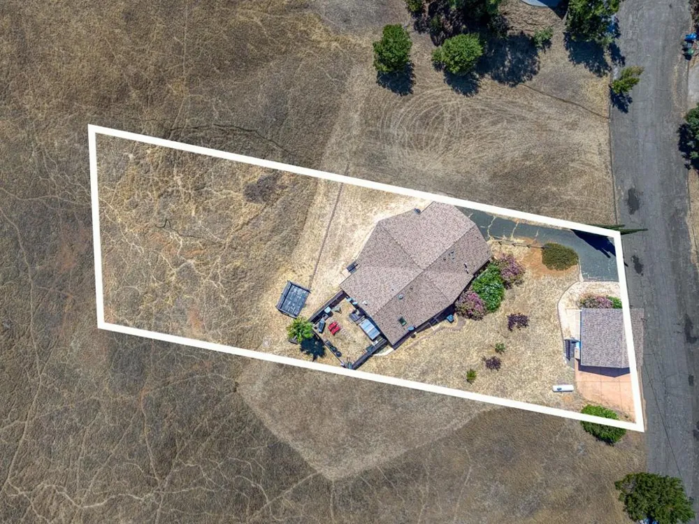 7741 Al Drive Glenhaven, CA 95443