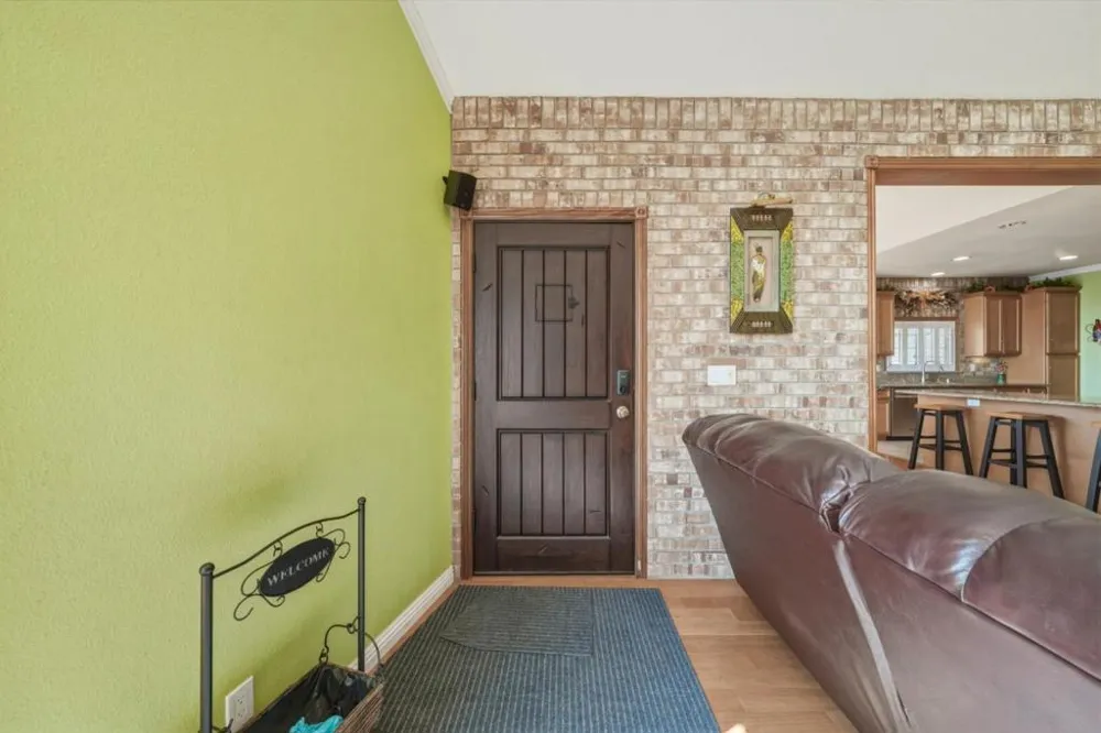 7741 Al Drive Glenhaven, CA 95443