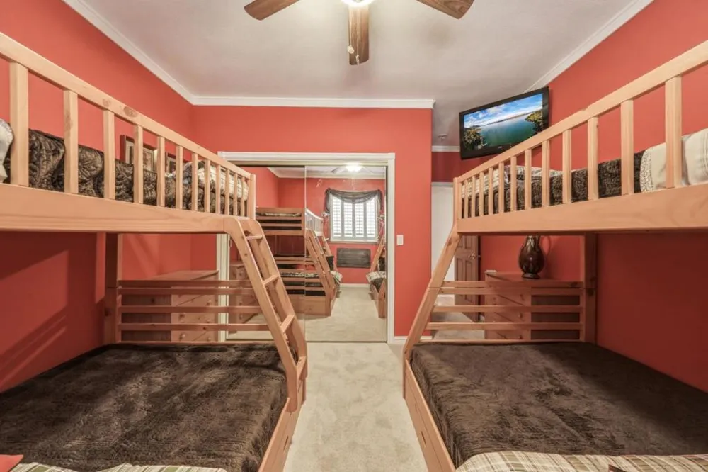 7741 Al Drive Glenhaven, CA 95443