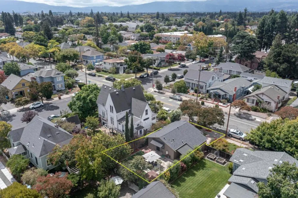 825 Jefferson Street Santa Clara, CA 95050