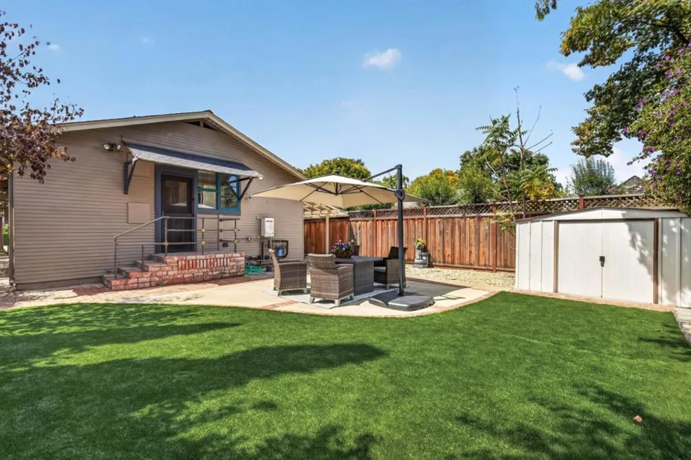 825 Jefferson Street Santa Clara, CA 95050