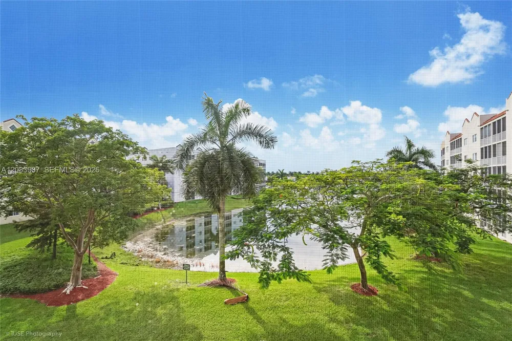 10710 NW 66th St #313 Doral, FL 33178