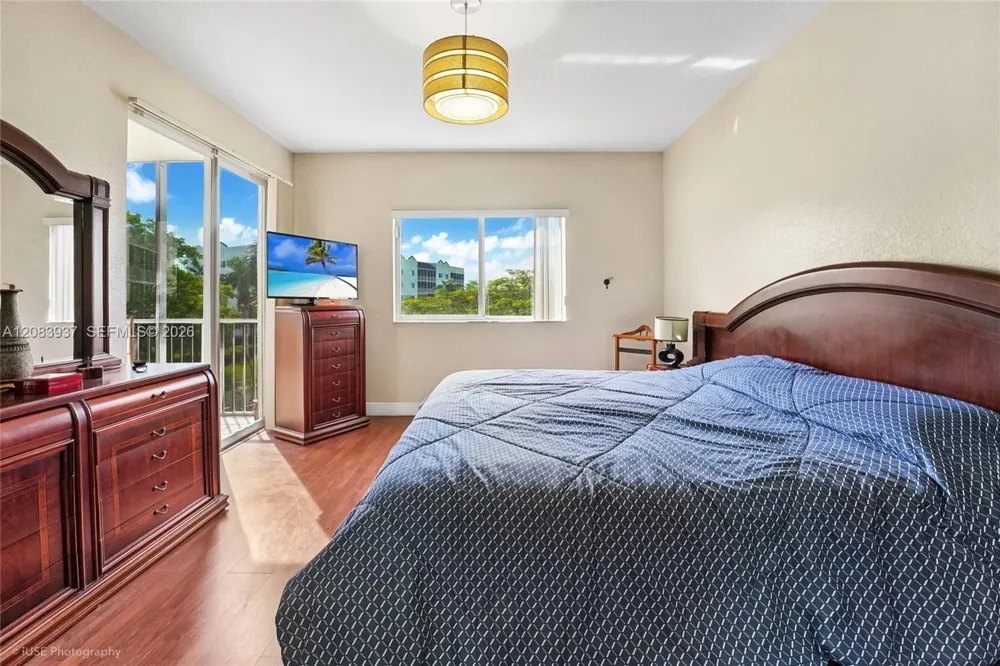 10710 NW 66th St #313 Doral, FL 33178