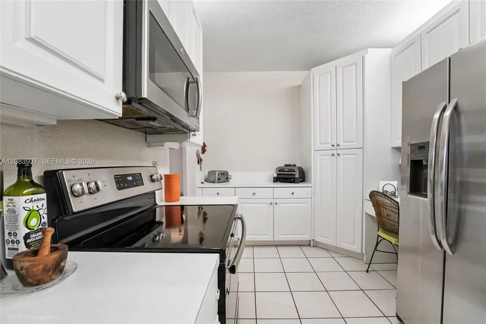 10710 NW 66th St #313 Doral, FL 33178