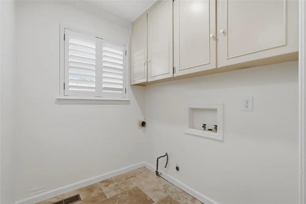 3637 E 48th Place Tulsa, OK 74135