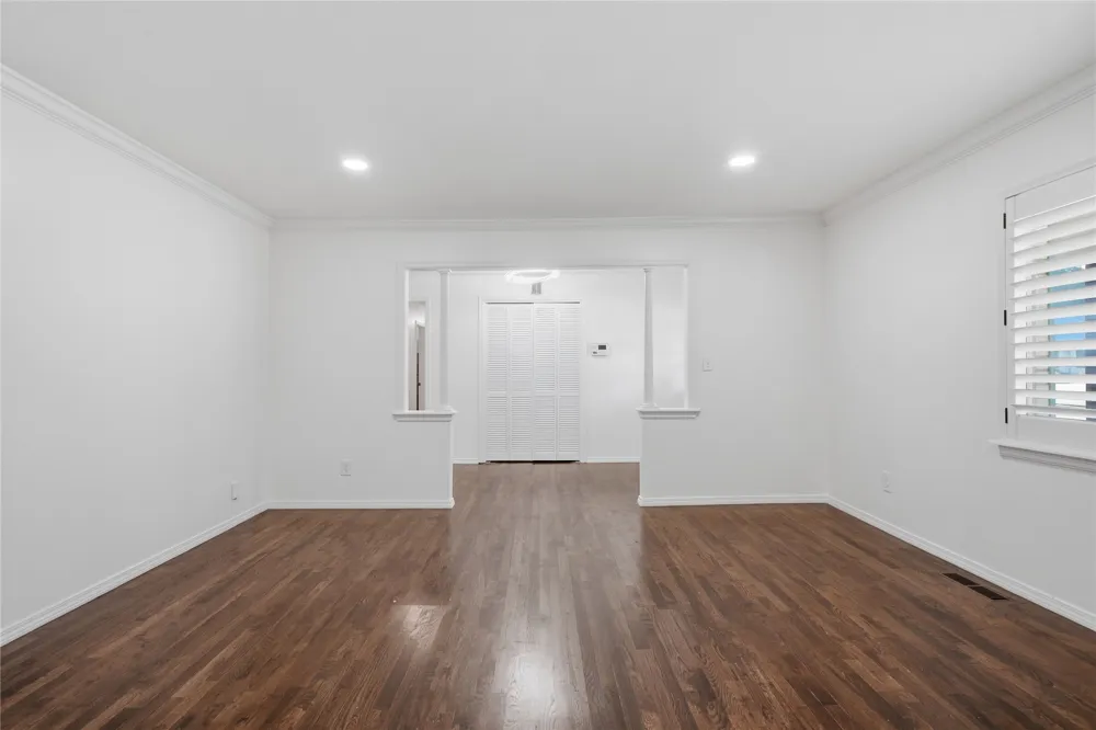 3637 E 48th Place Tulsa, OK 74135