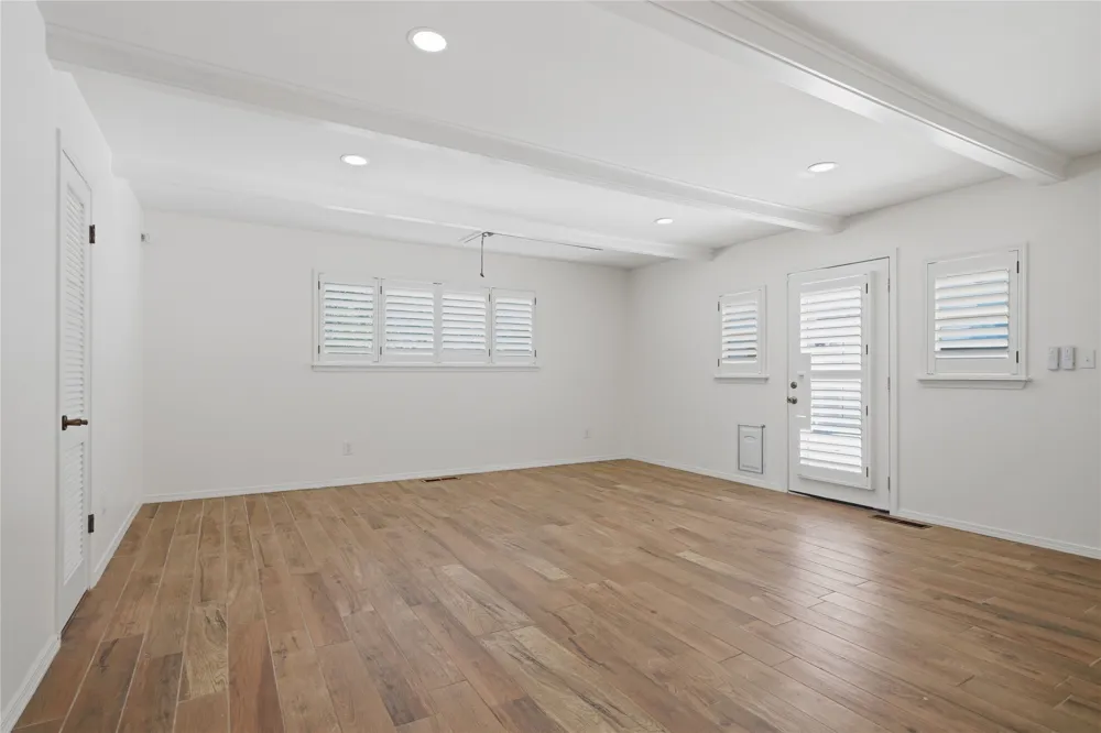 3637 E 48th Place Tulsa, OK 74135