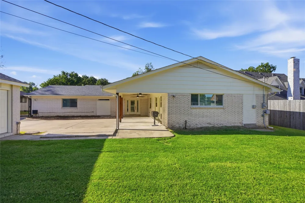 3637 E 48th Place Tulsa, OK 74135