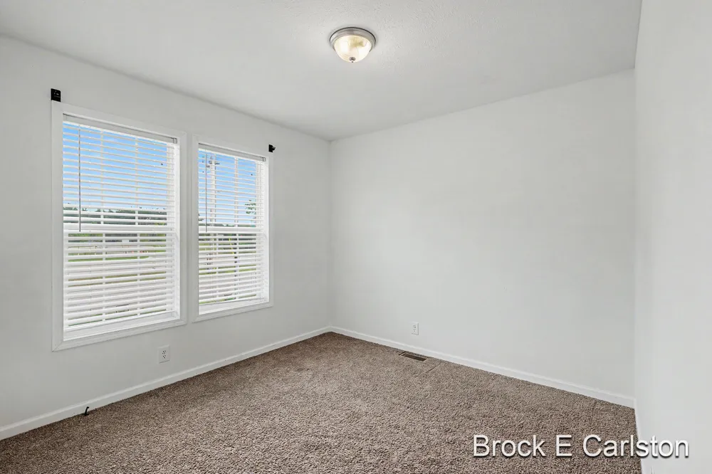 1283 E Ellis Road #10 Norton Shores City, MI 49441