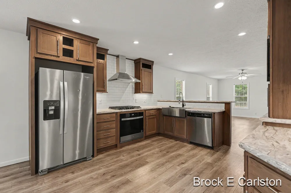 1283 E Ellis Road #10 Norton Shores City, MI 49441