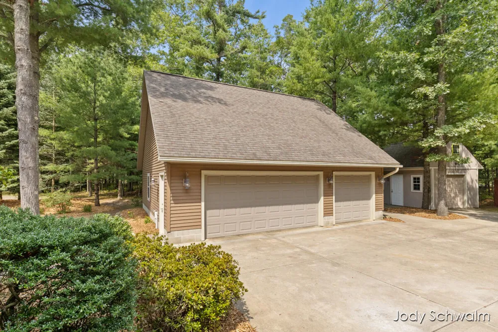 2175 Orshal Road Laketon Township, MI 49445