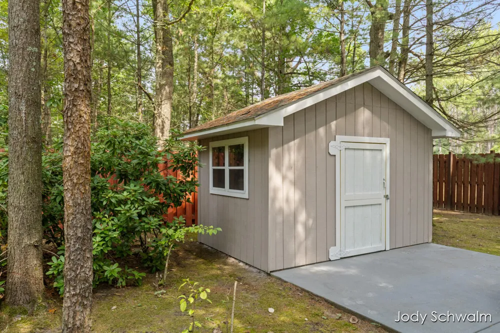 2175 Orshal Road Laketon Township, MI 49445