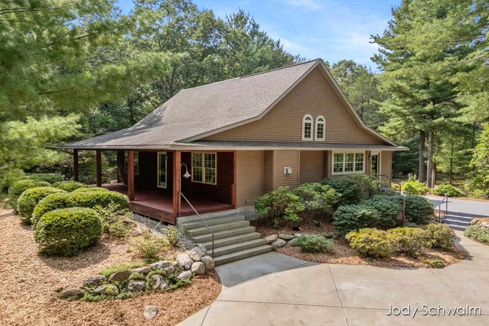 2175 Orshal Road Laketon Township, MI 49445