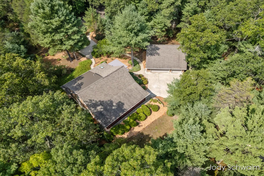 2175 Orshal Road Laketon Township, MI 49445