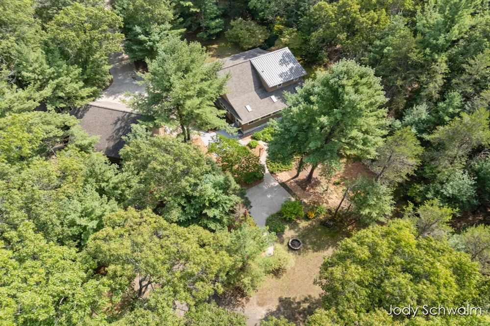 2175 Orshal Road Laketon Township, MI 49445