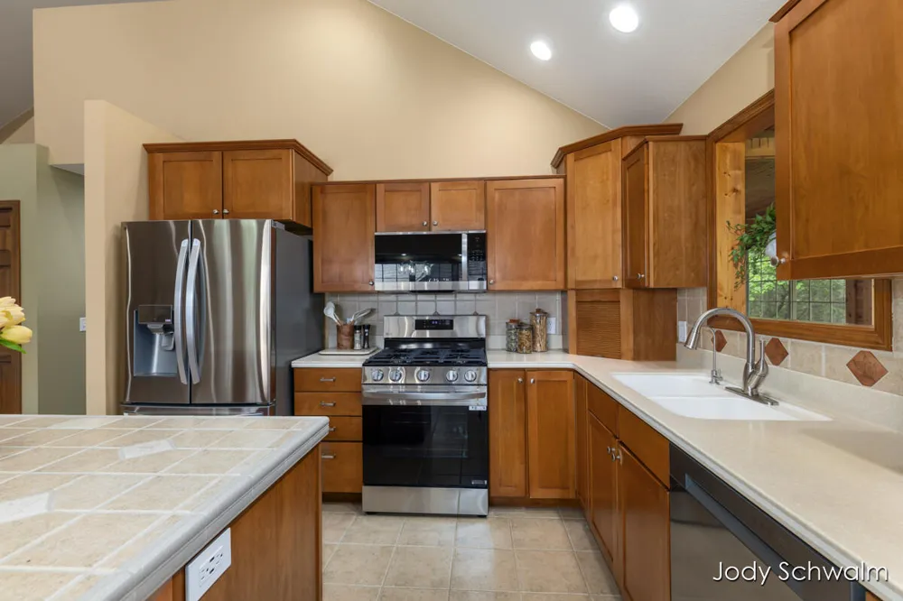 2175 Orshal Road Laketon Township, MI 49445