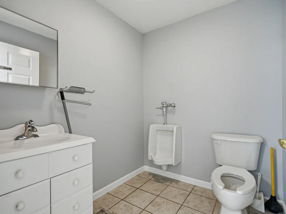 1063 Louisville Hwy Goodlettsville, TN 37072