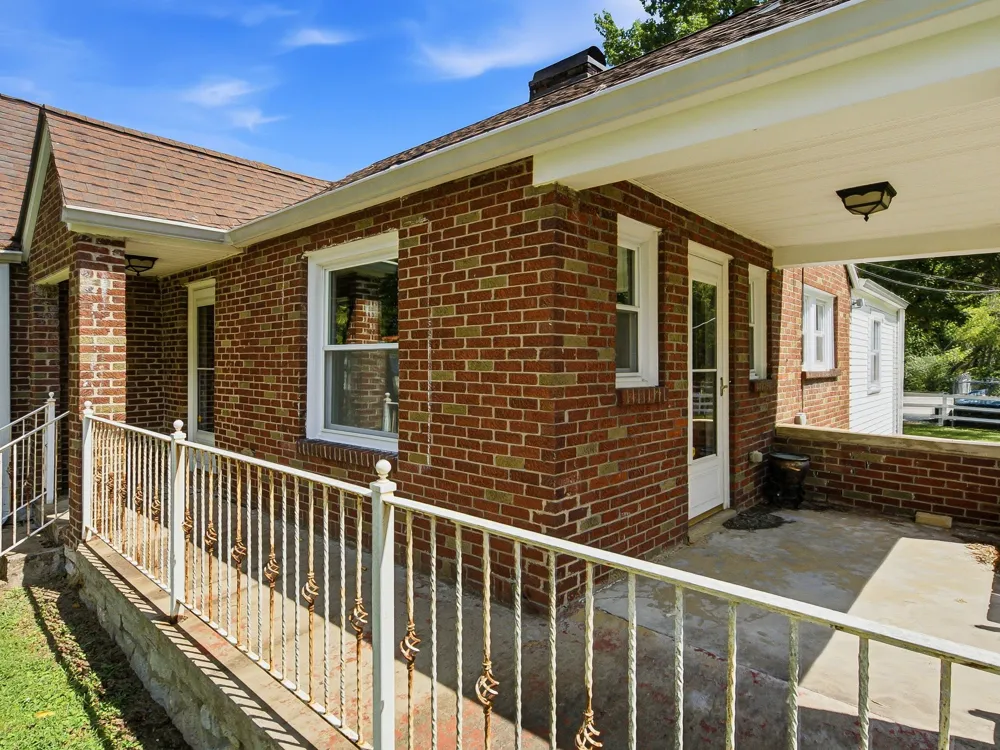 1063 Louisville Hwy Goodlettsville, TN 37072