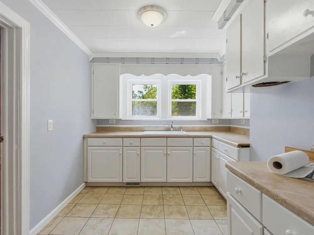 1063 Louisville Hwy Goodlettsville, TN 37072