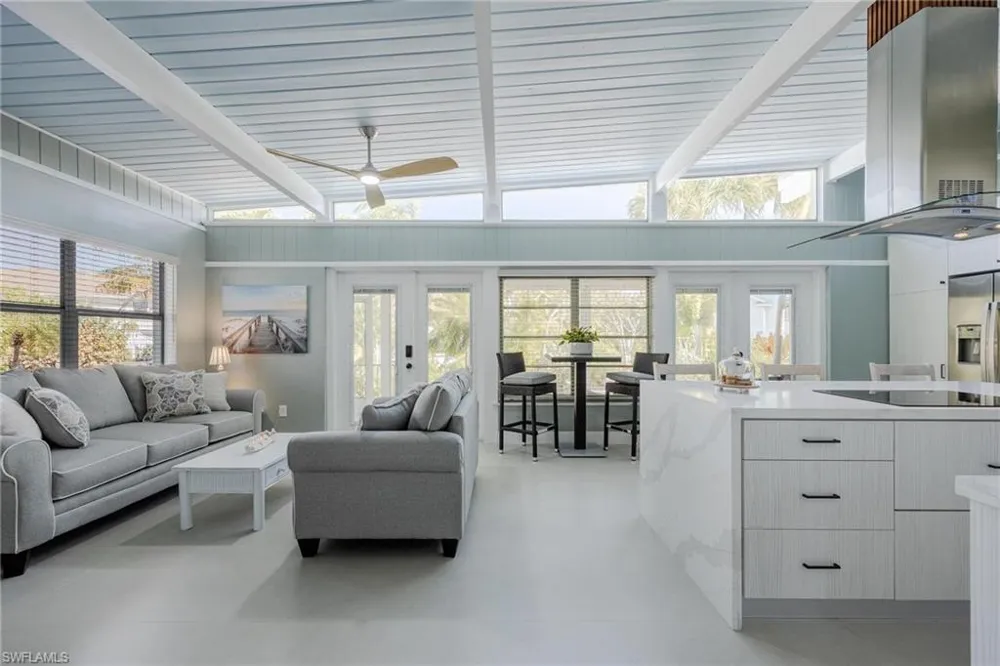 434 Lagoon Drive Sanibel, FL 33957