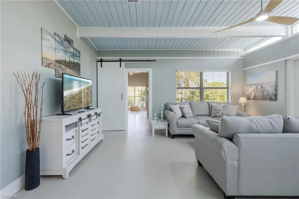 434 Lagoon Drive Sanibel, FL 33957