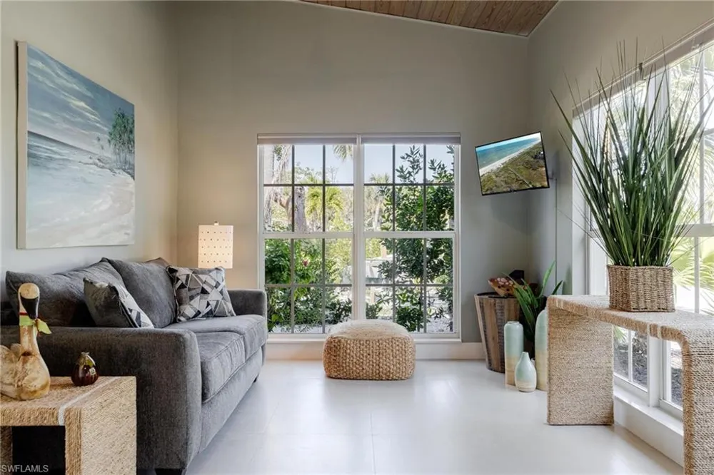 434 Lagoon Drive Sanibel, FL 33957