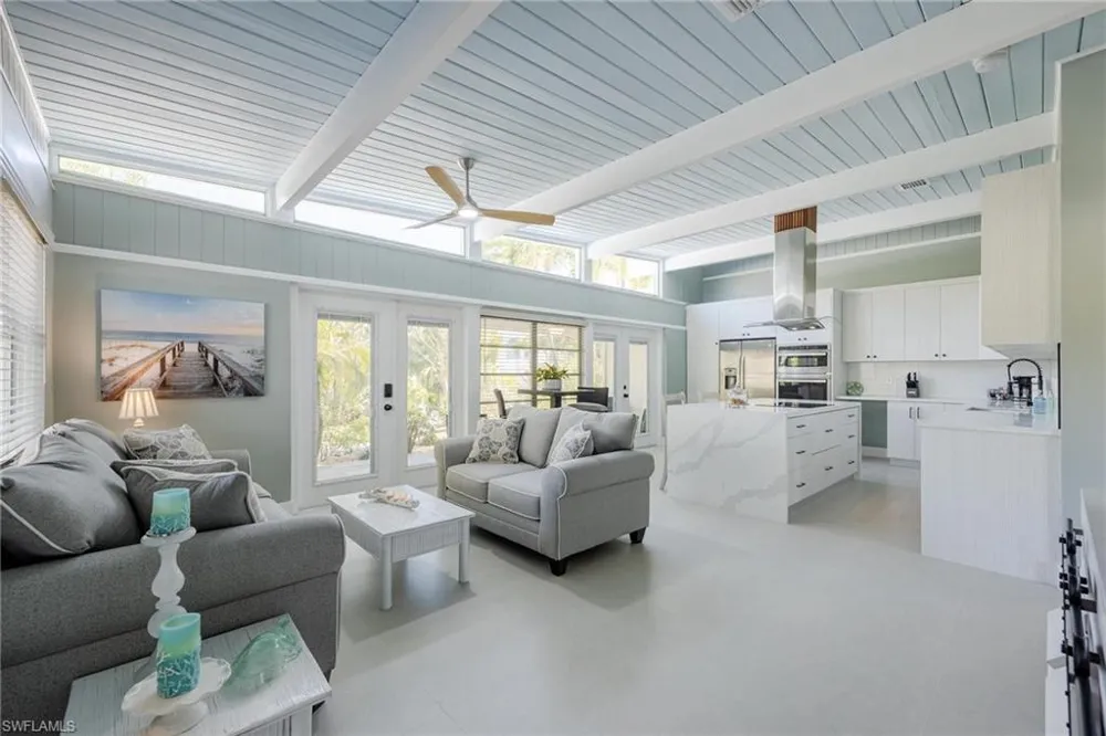 434 Lagoon Drive Sanibel, FL 33957