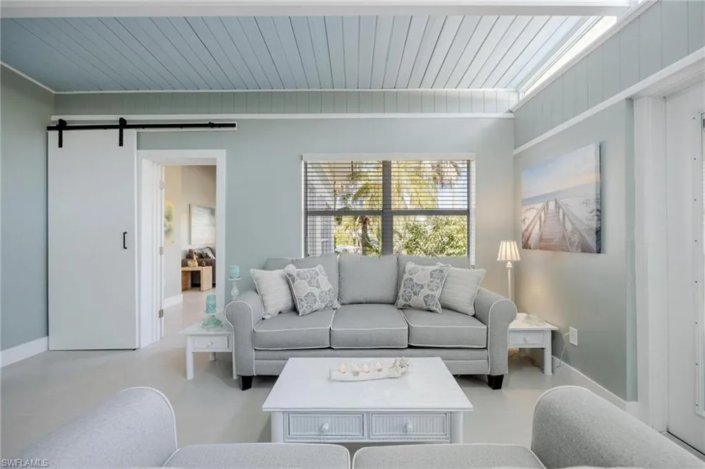 434 Lagoon Drive Sanibel, FL 33957