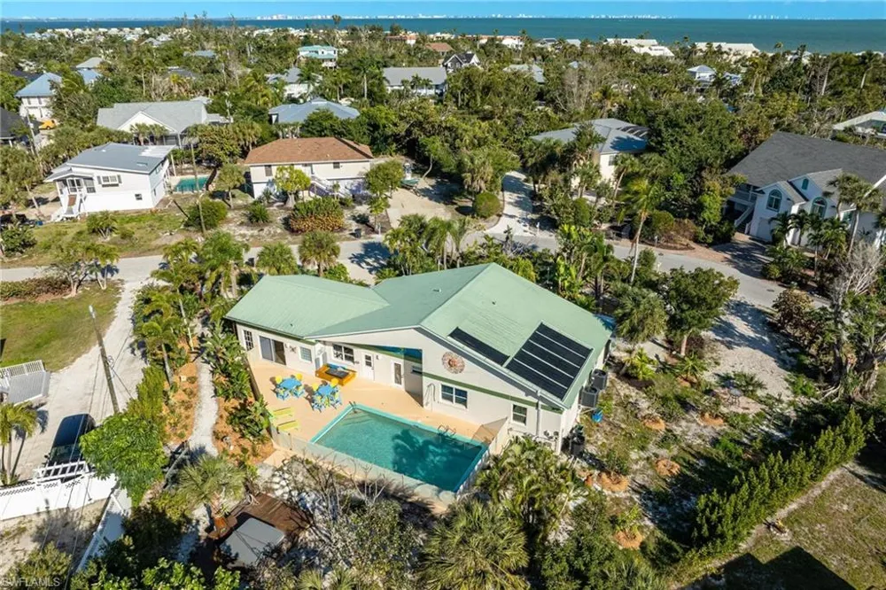 434 Lagoon Drive Sanibel, FL 33957